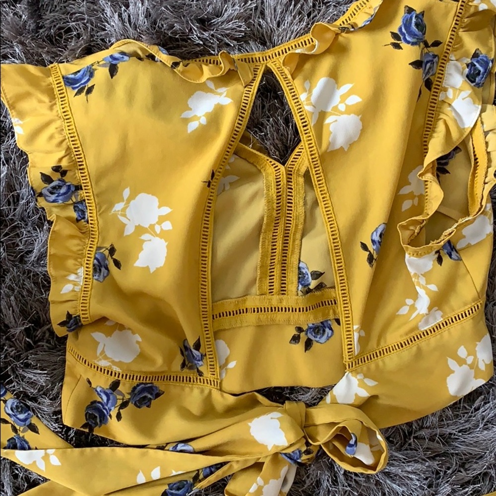 Floral two piece pants set - Picture 2 of 3